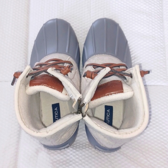 Nautica Slip on Duck Boots, EUC - Picture 2 of 9